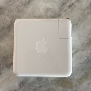 Apple 30w usb-c power adaptor